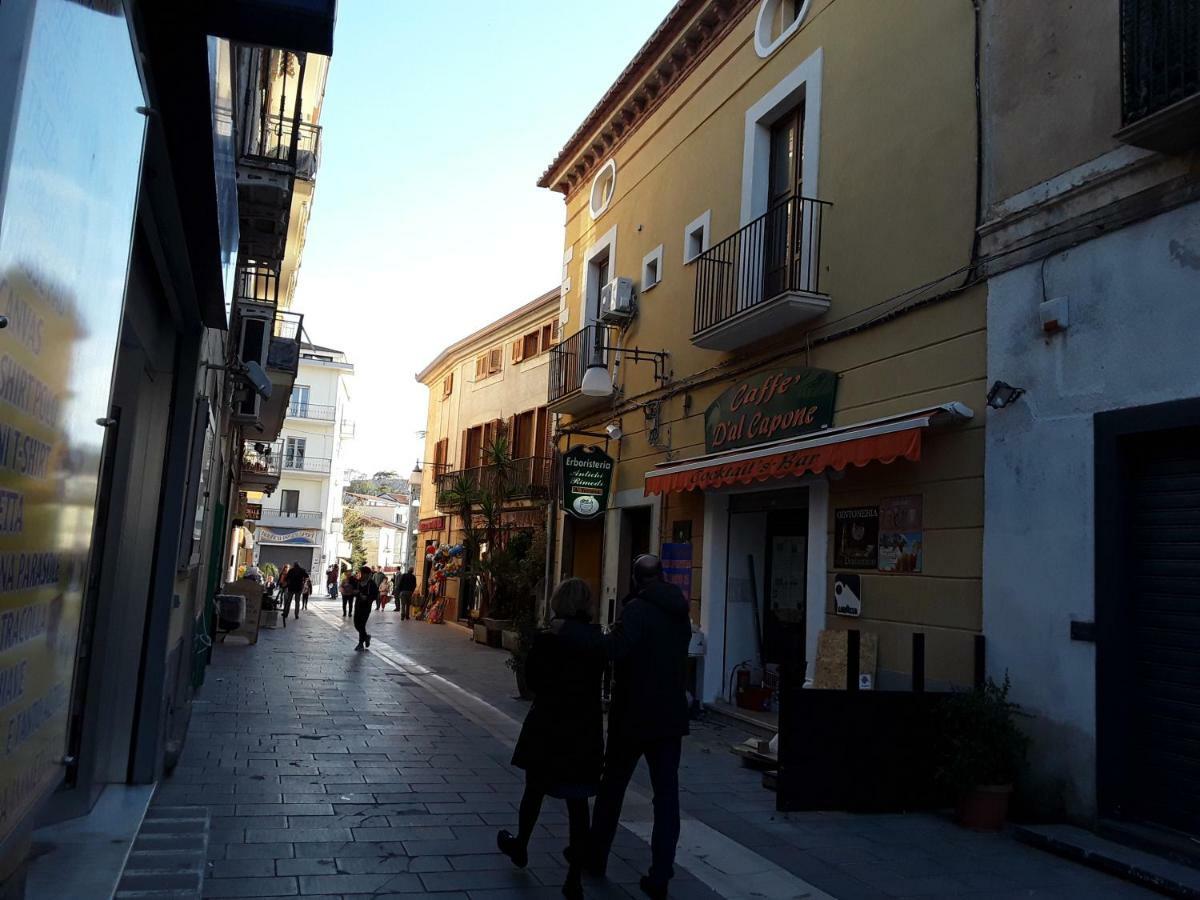 Ferienwohnung La Casa Di Checco Santa Maria di Castellabate Exterior foto
